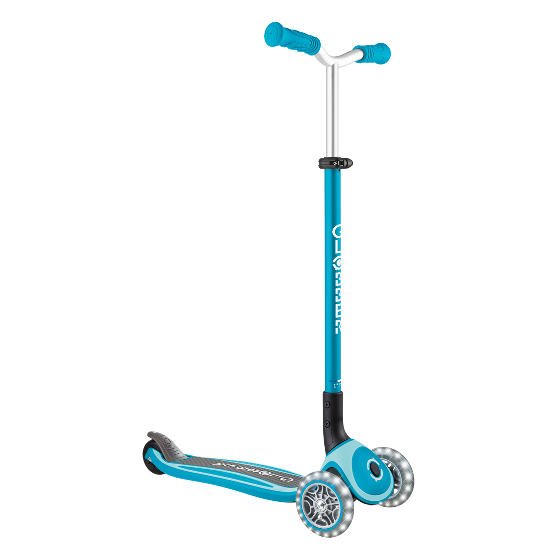 Globber Master Lights - Wide Deck 3 Wheeled Scooter - Globber.co.uk