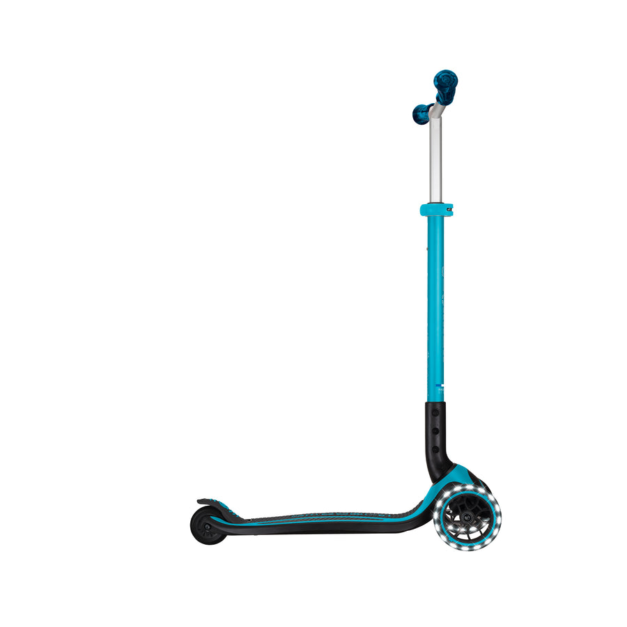 Globber Ace Lights 3 Wheel Scooter